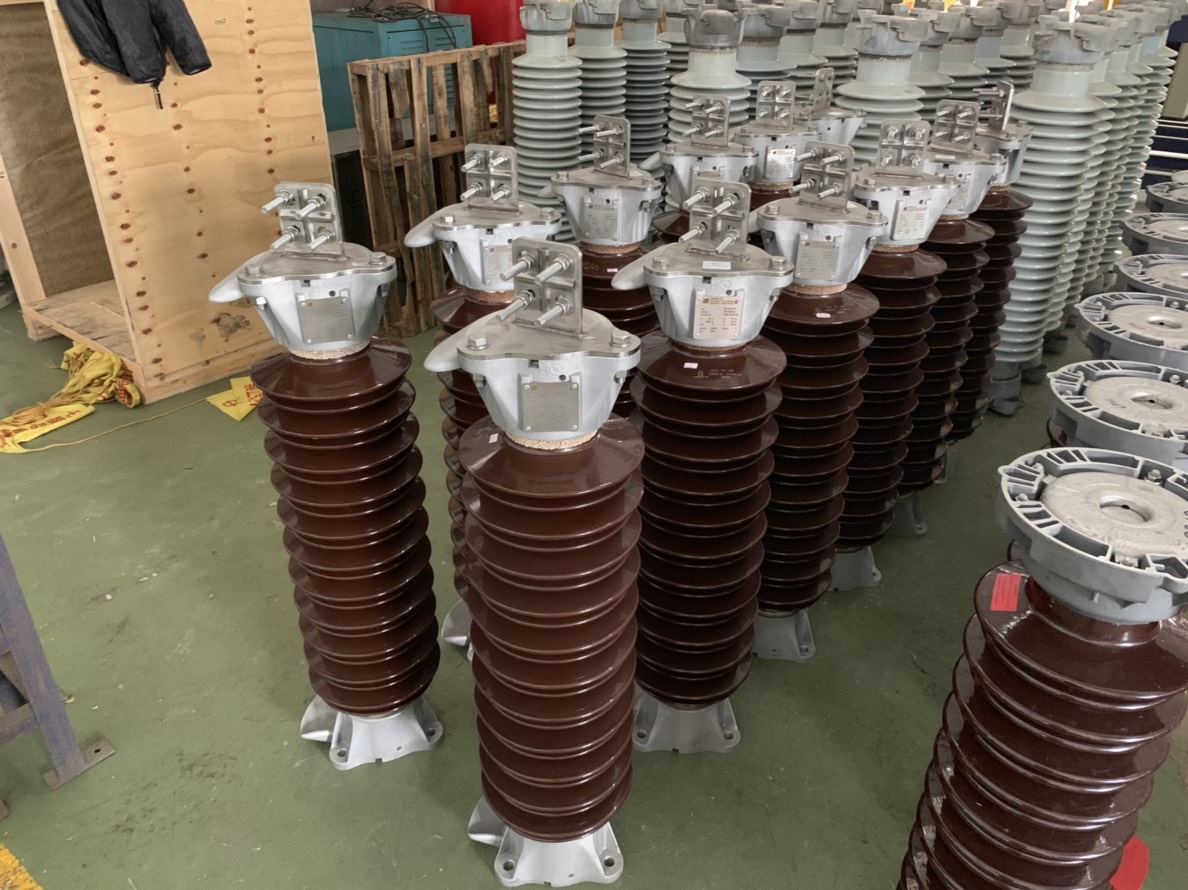 中科院 72KV 避雷器LA.jpg 中科院 72KV 避雷器LA.jpg