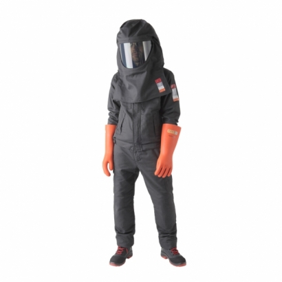 AFG400x_Blouson _ pant _ hood _ gants.c56c4fee.jpg